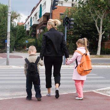cross-the-street.jpg cross-the-street.jpg